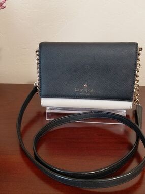 Kate Spade New York Crossbody